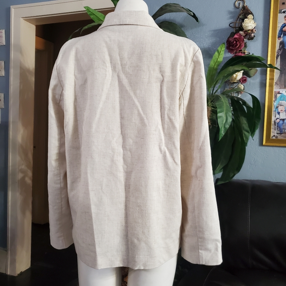 Briggs One Closure Linen Blend Beige Blazer Size Small - Picture 3 of 9